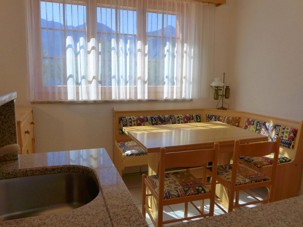 07-Kueche-Essecke-Spuehle