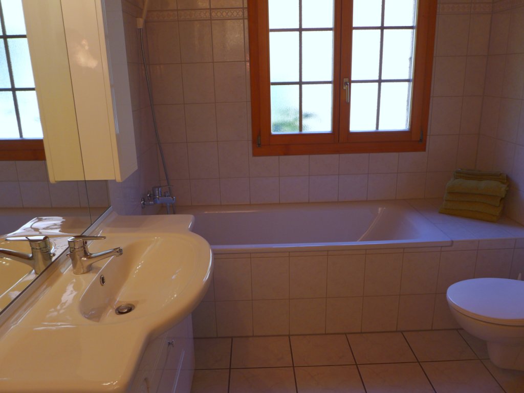 09-Badewanne-WC-Lavabo