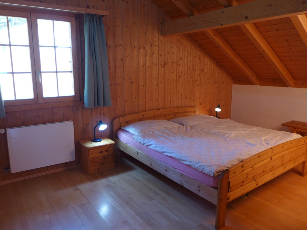 11-Schlafzimmer-Doppelbett
